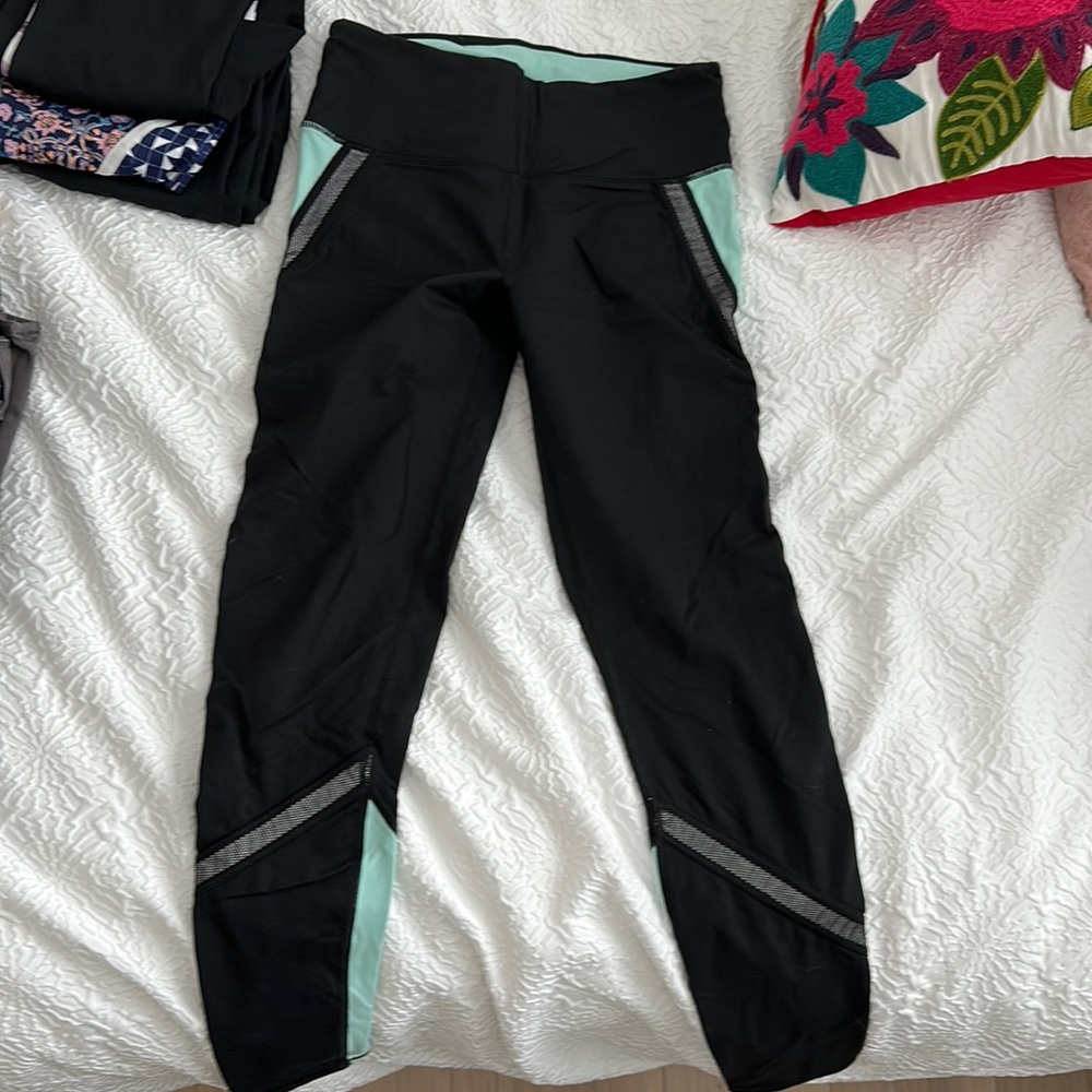 Knockout by Victorias Secret VSX SPORT tight size Small